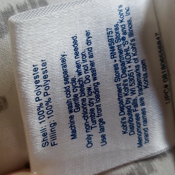 Reversible Gray Twin Comforter - Picture 5 of 6